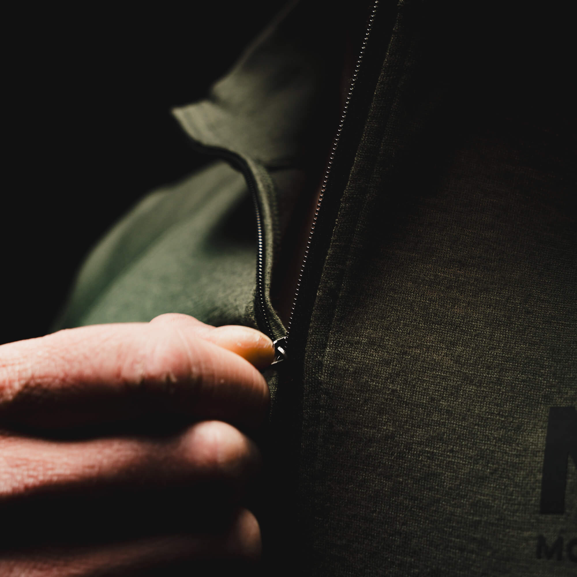 RANGE LINE PRO QUARTER ZIP - OLIVE