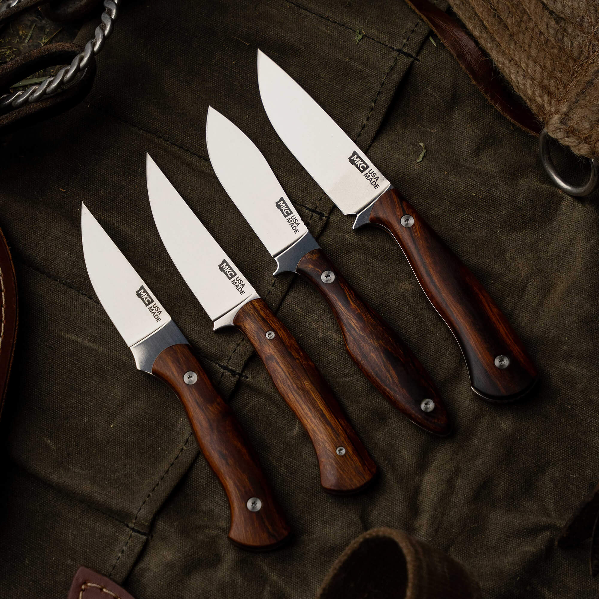 TRADITIONS KNIVES - FULL SET OF 4