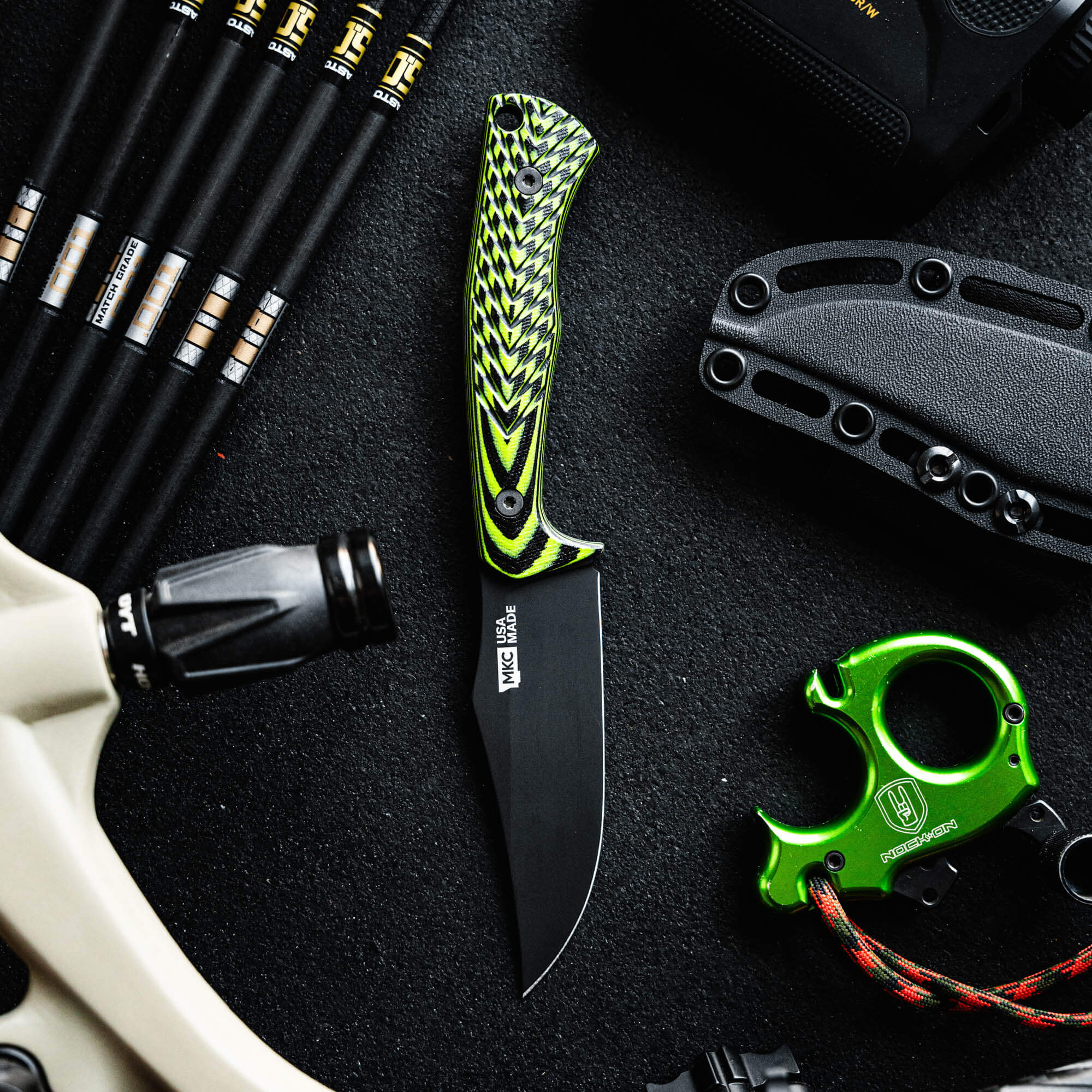 TRIUMPH PRO - NOCK ON NEON GREEN & BLACK