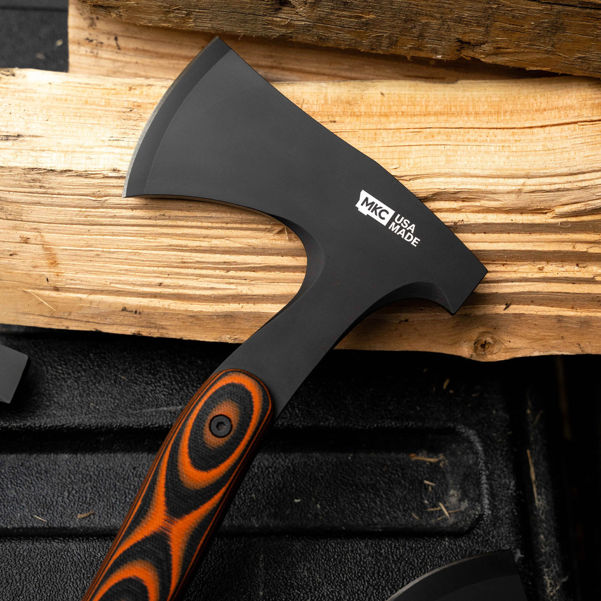 HELLGATE HATCHET - ORANGE & BLACK