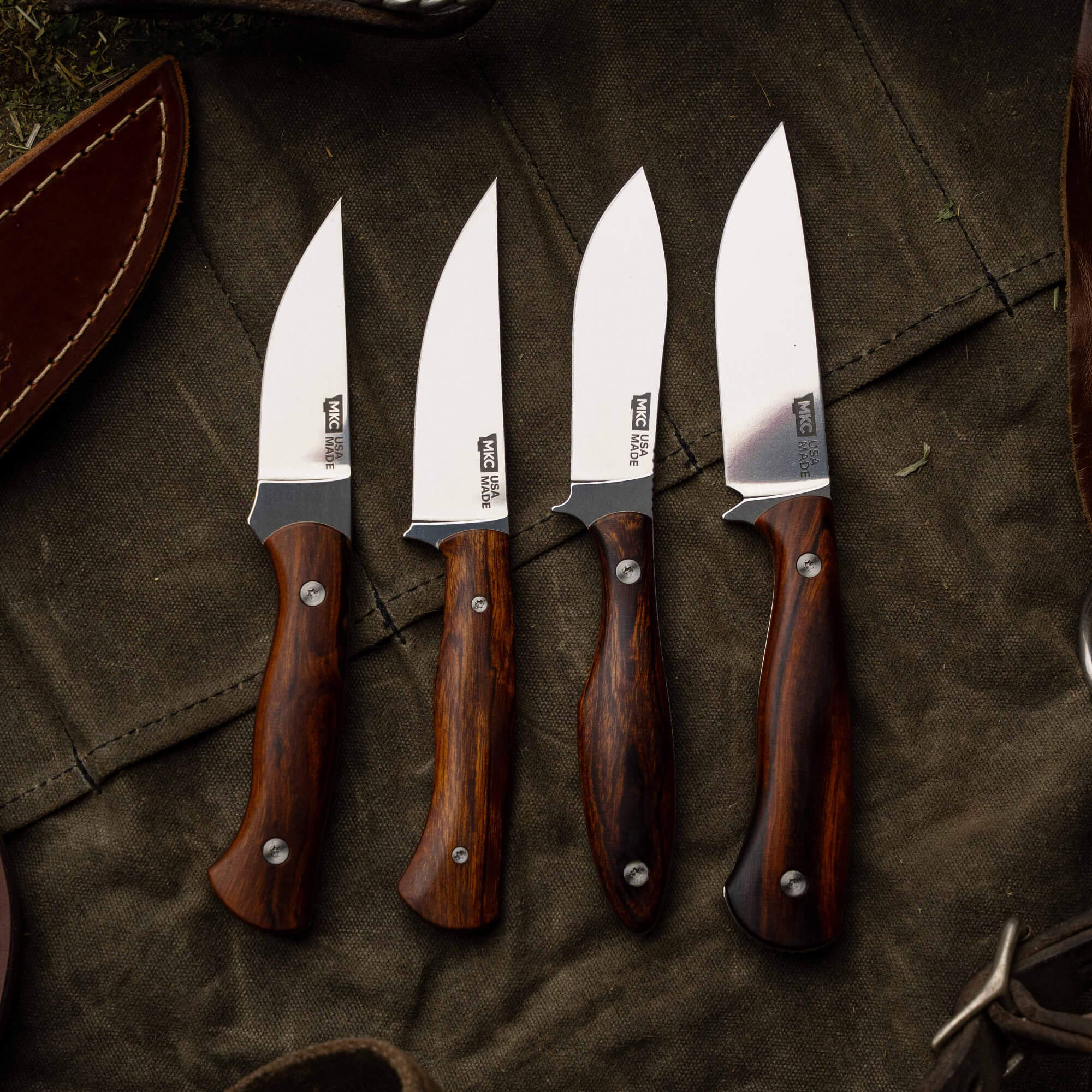 TRADITIONS KNIVES - FULL SET OF 4