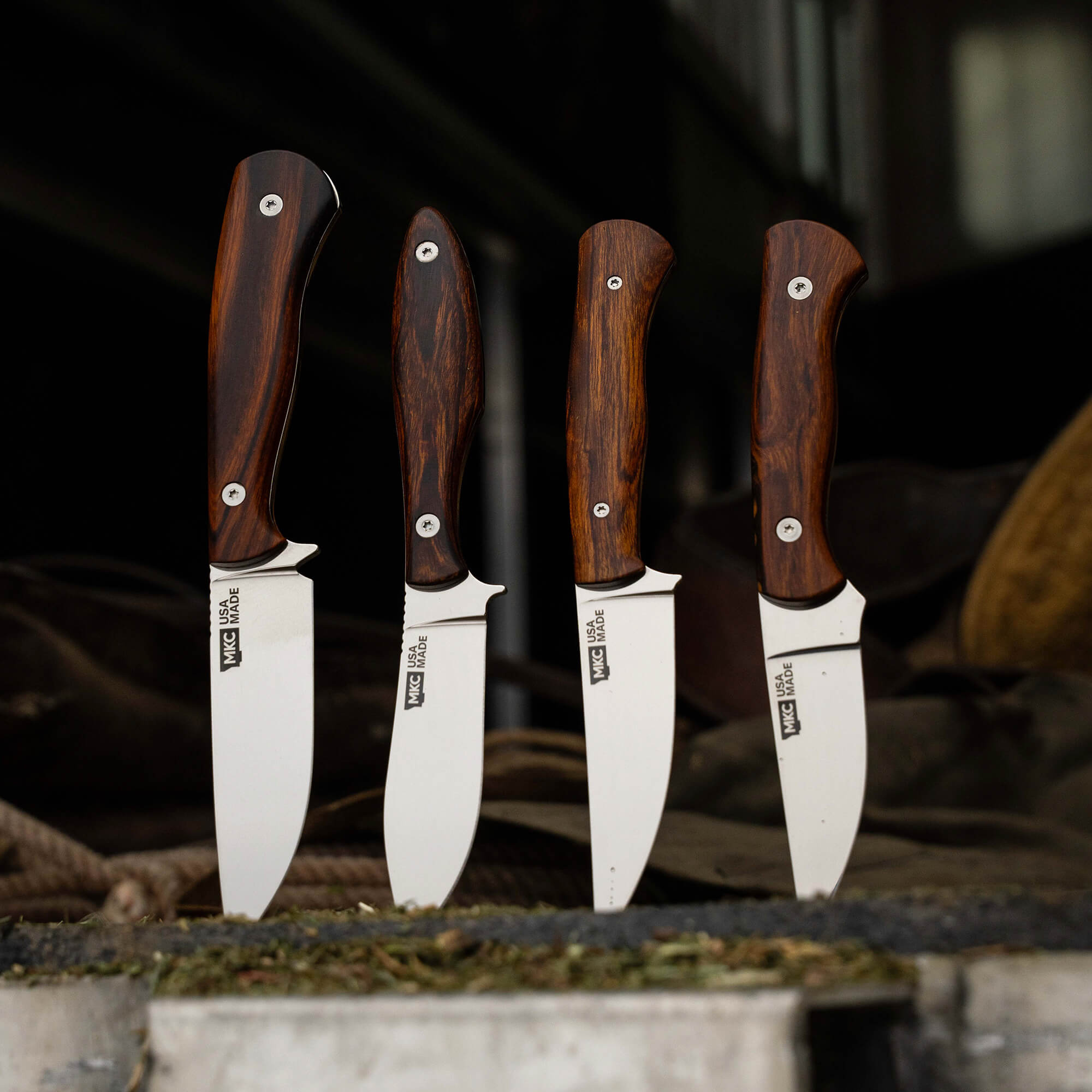 TRADITIONS KNIVES - FULL SET OF 4