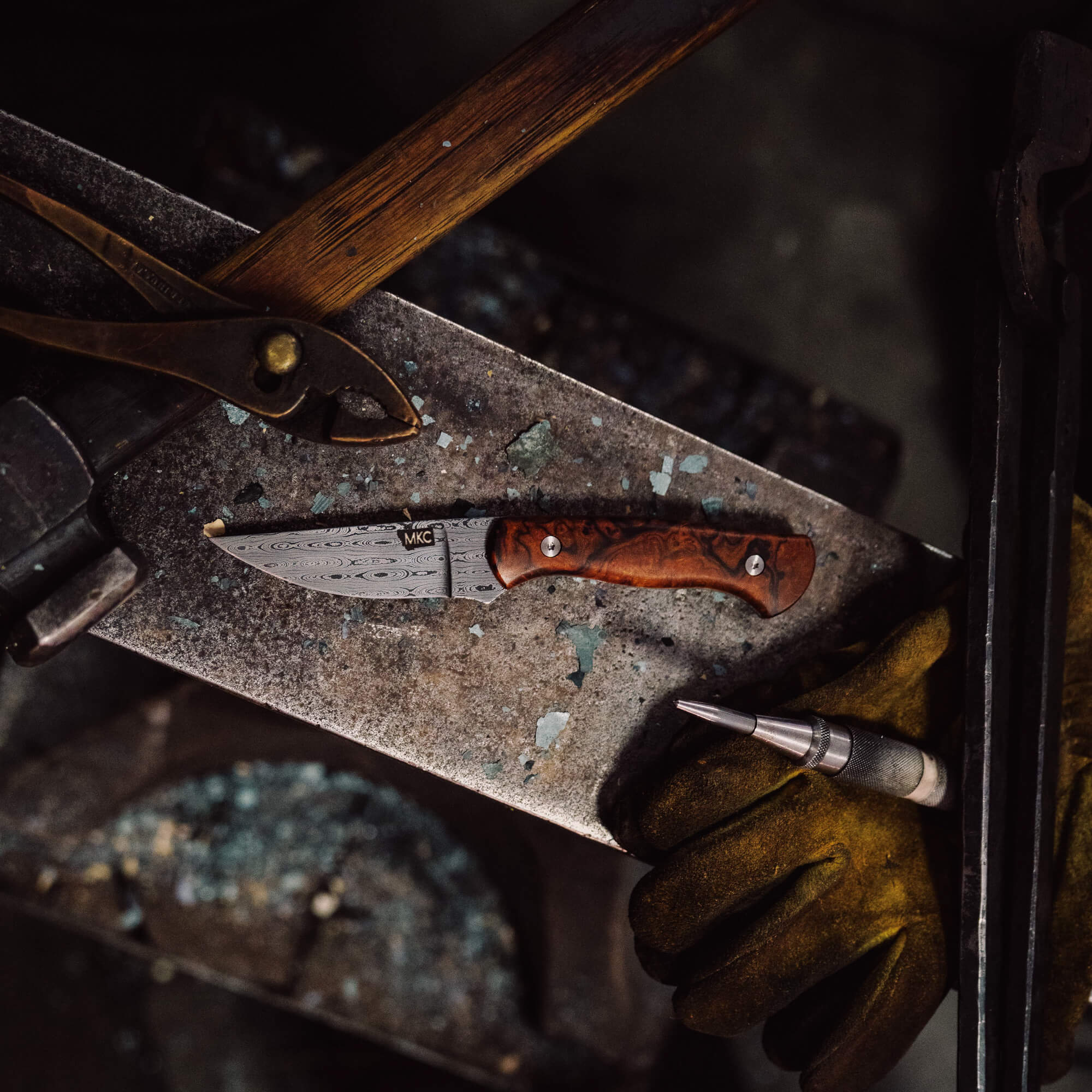 DAMASCUS BLACKFOOT