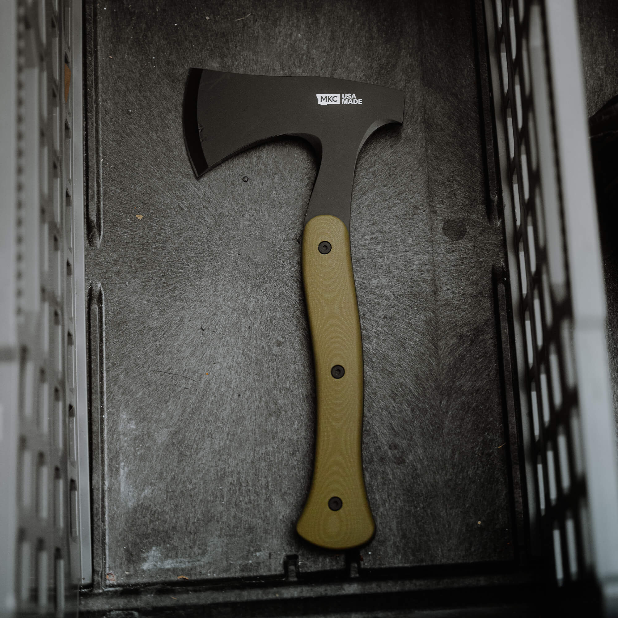 HELLGATE HATCHET - OLIVE