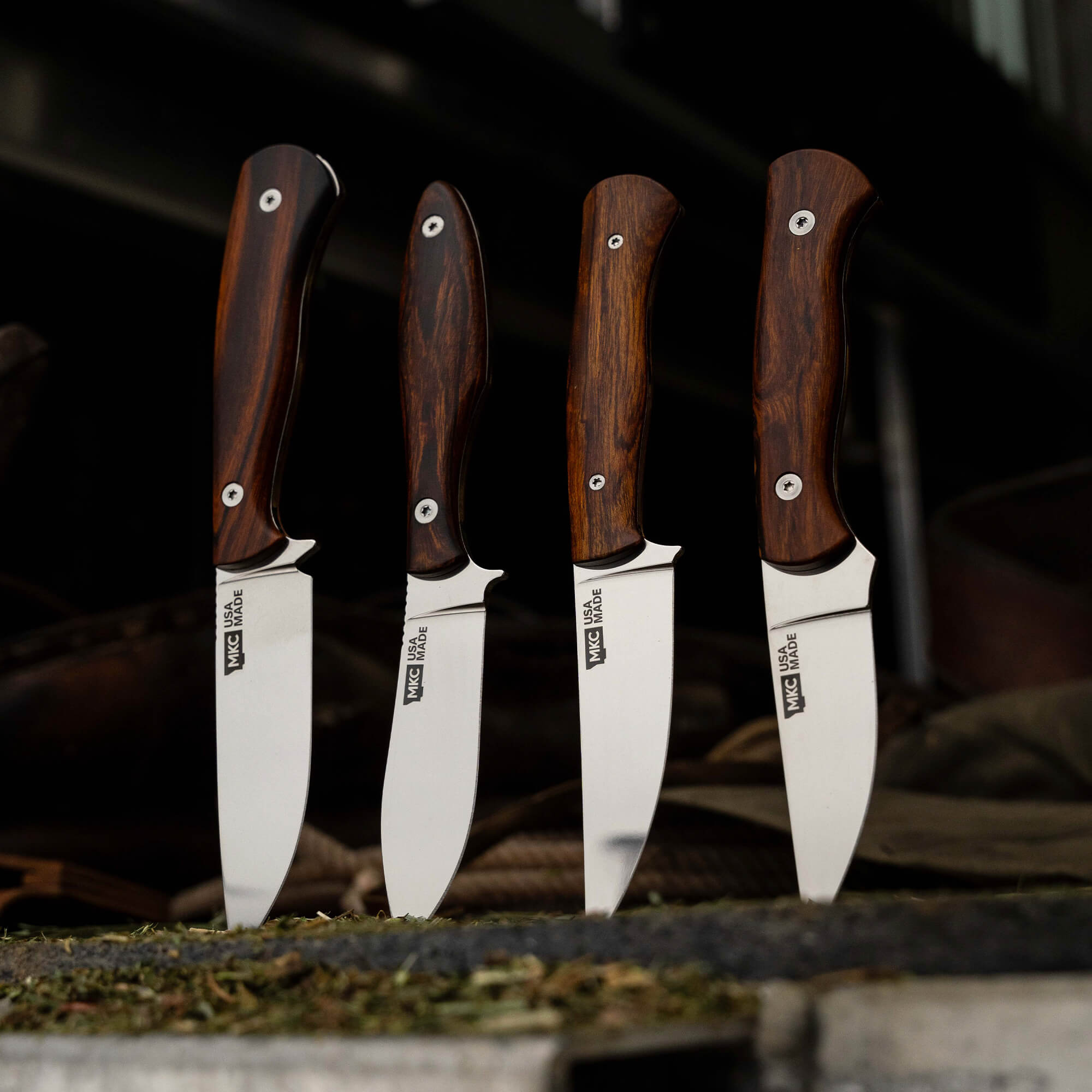 TRADITIONS KNIVES - FULL SET OF 4