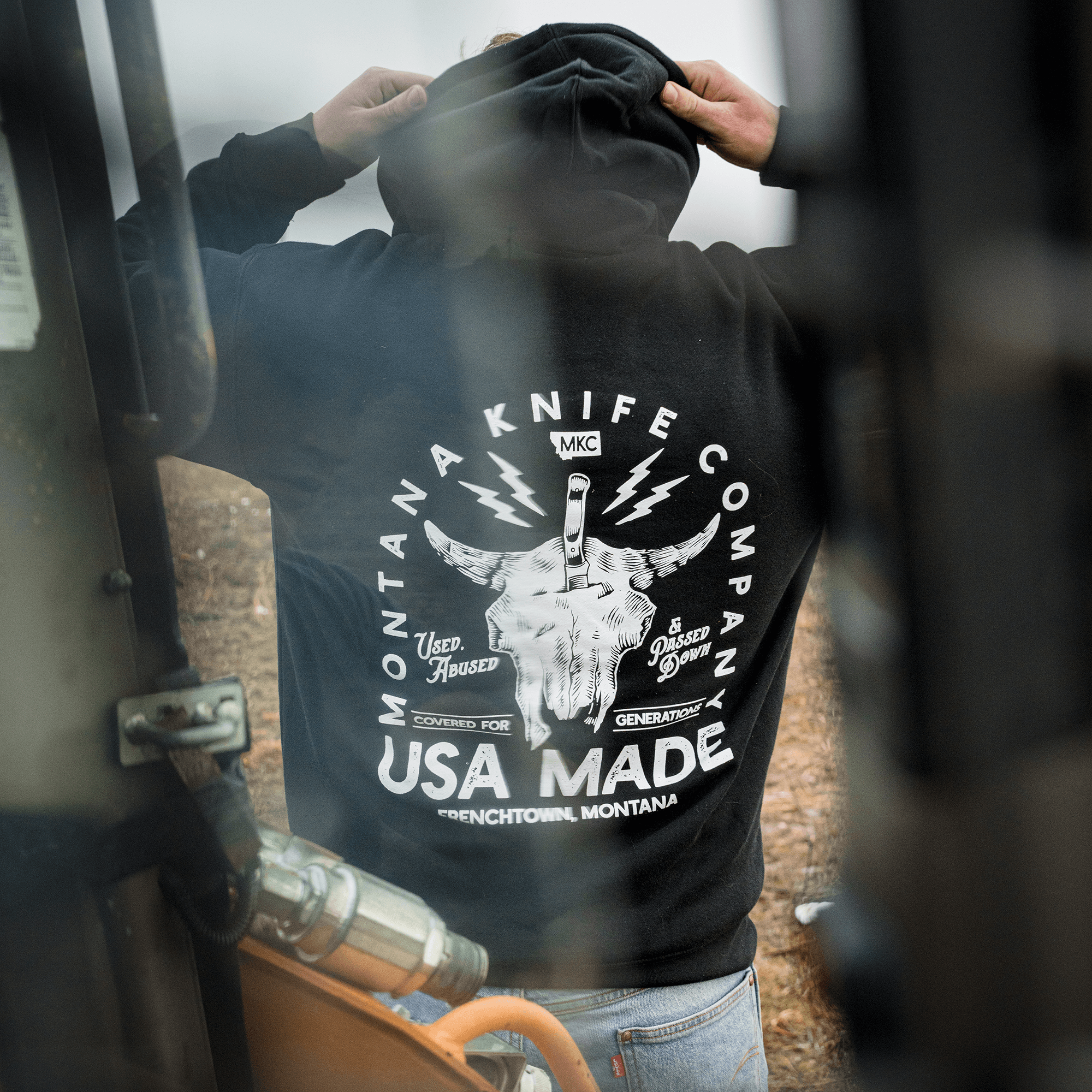 MKC BISON SKULL HOODIE - BLACK