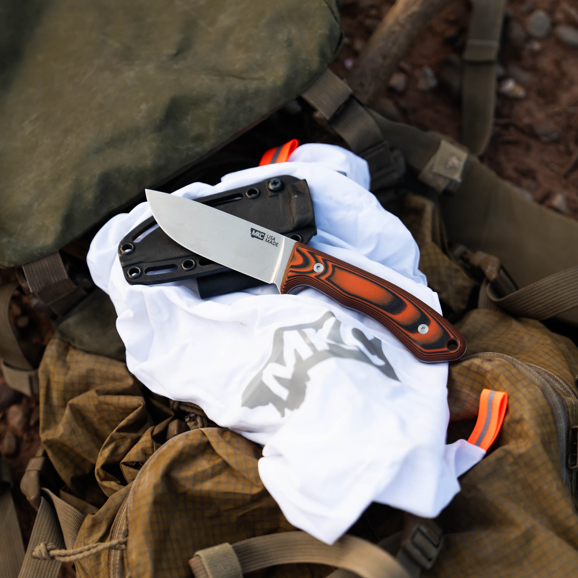 MKC MULE DEER KNIFE - ORANGE & BLACK