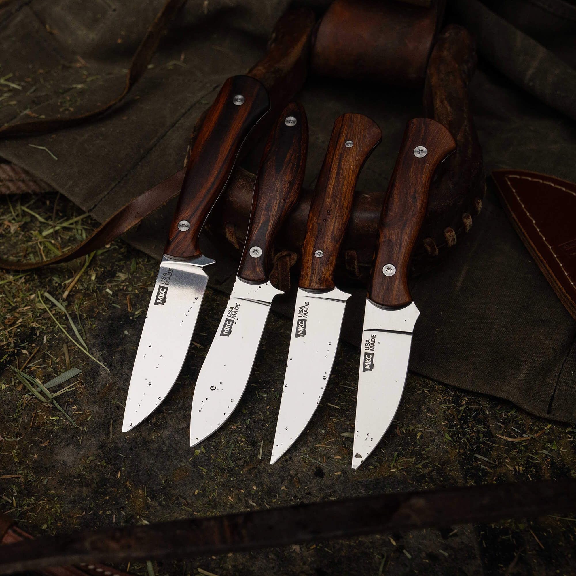 TRADITIONS KNIVES - FULL SET OF 4
