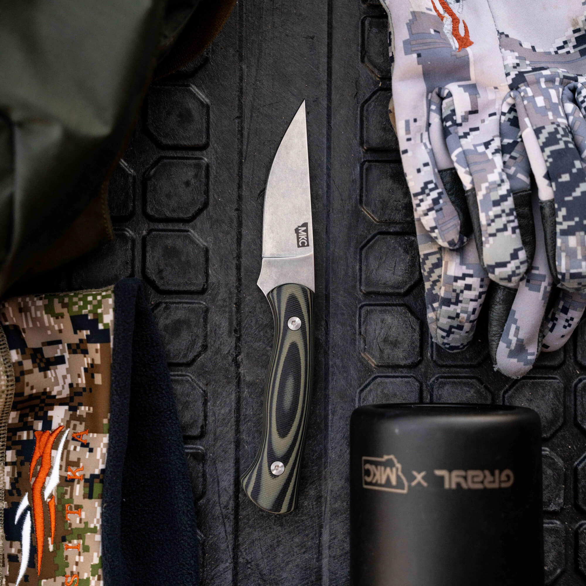 MAGNACUT BLACKFOOT 2.0 - GREEN & BLACK