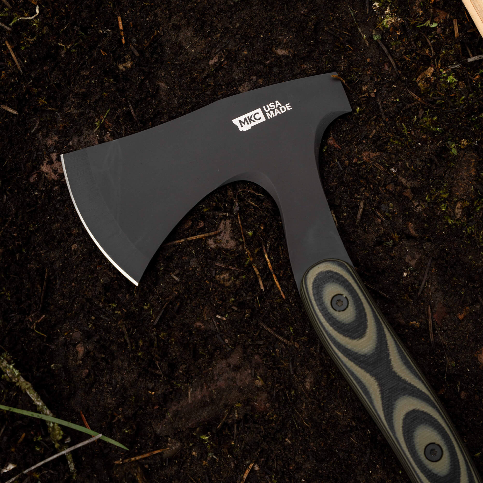 HELLGATE HATCHET - GREEN & BLACK