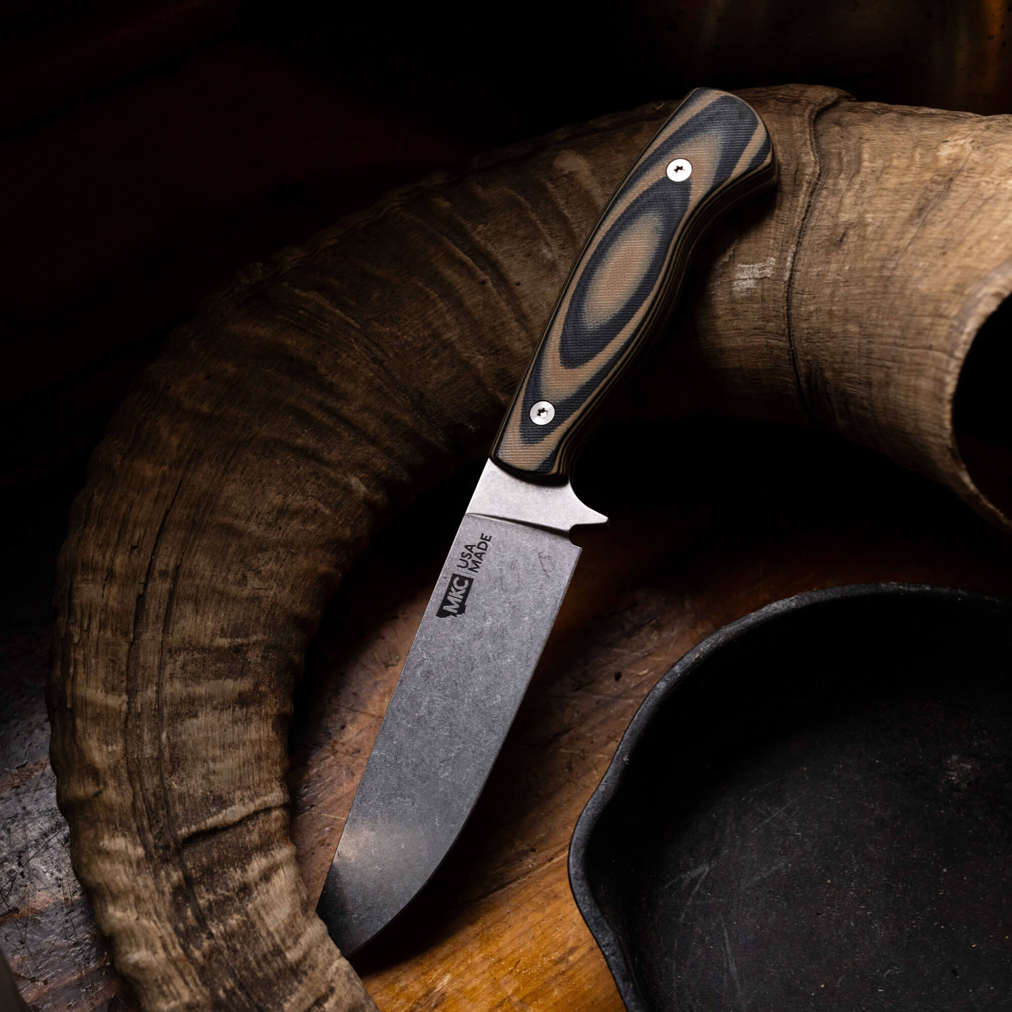 MAGNACUT SUPER CUB - DROP POINT HUNTER - TAN & BLACK