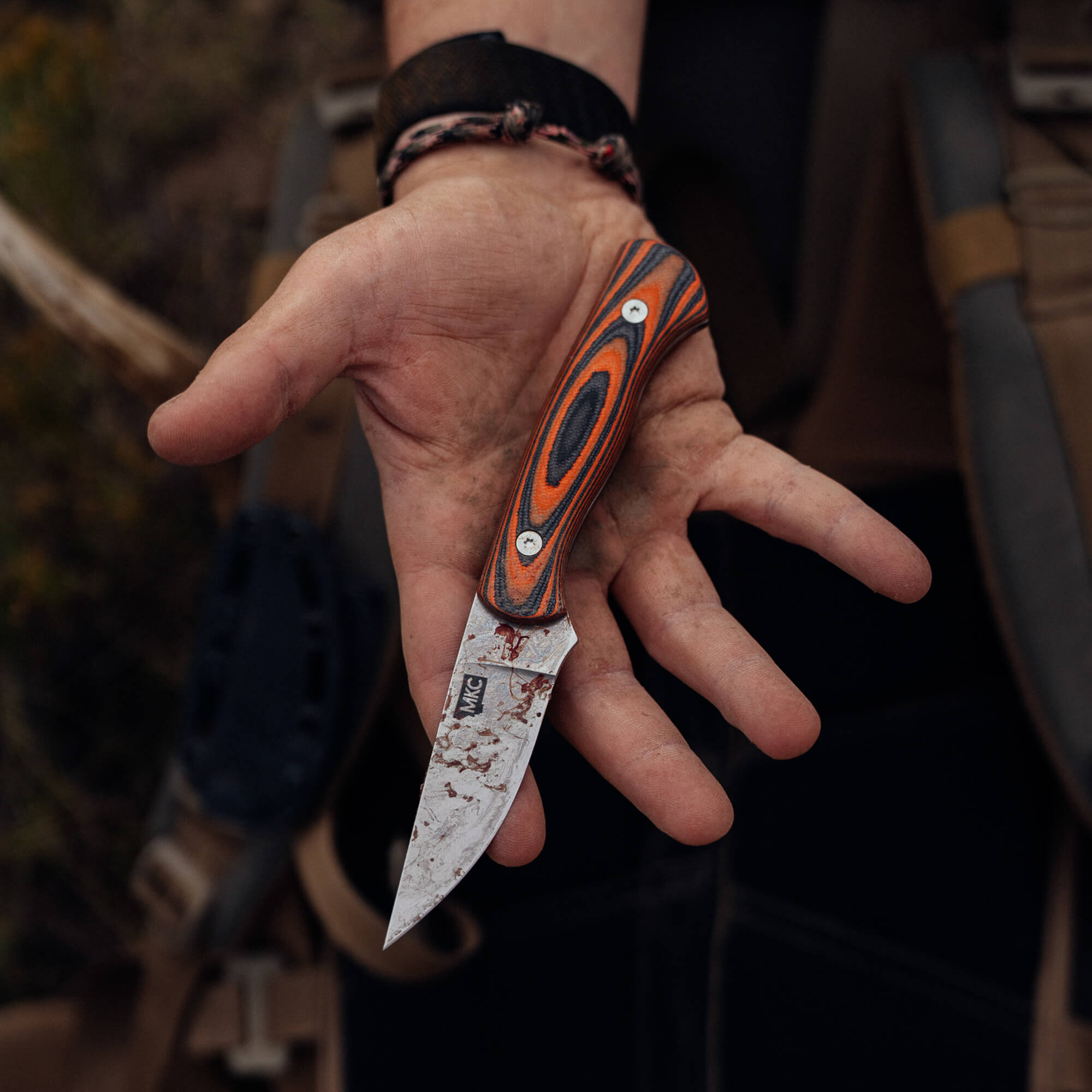 MAGNACUT BLACKFOOT 2.0 - ORANGE & BLACK