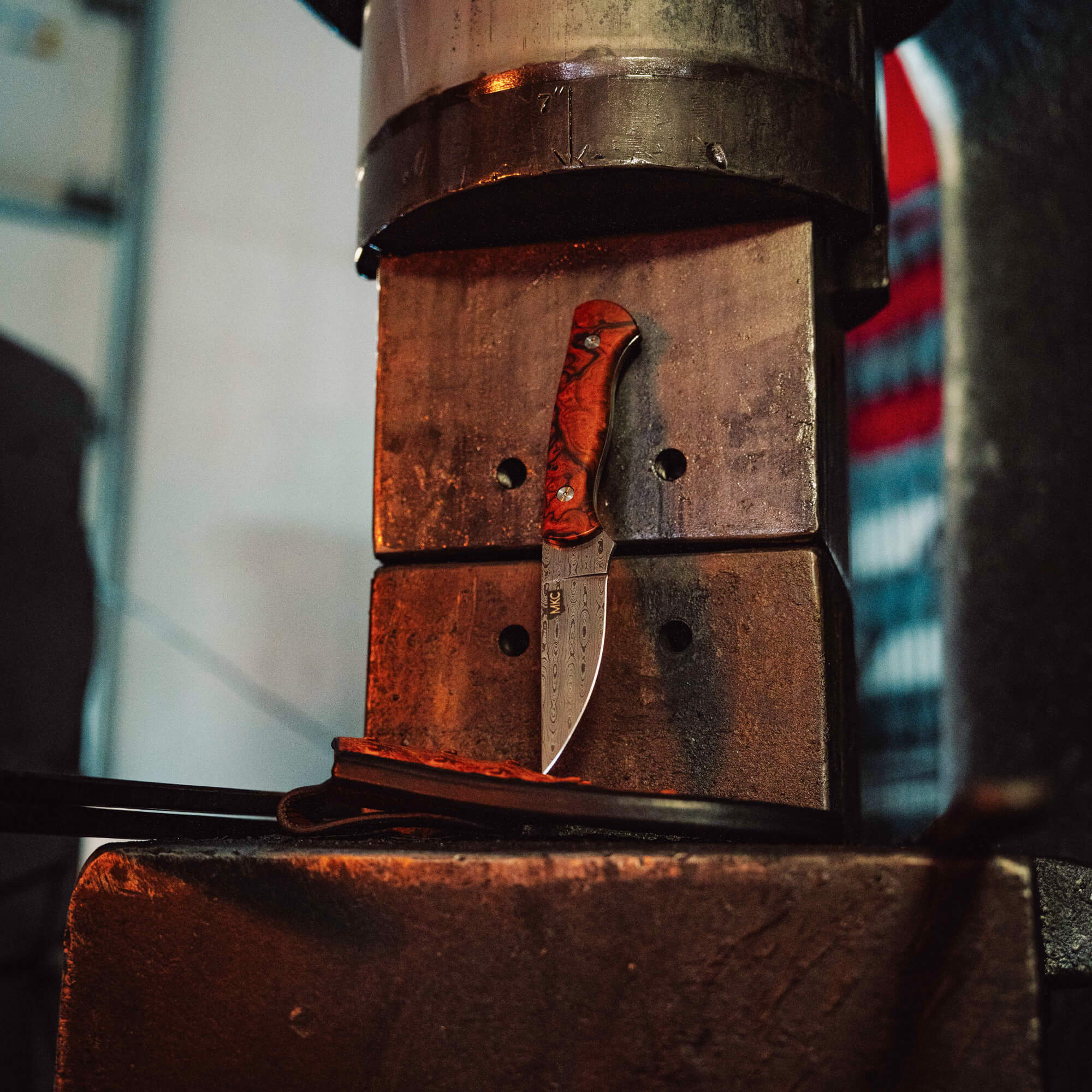DAMASCUS BLACKFOOT