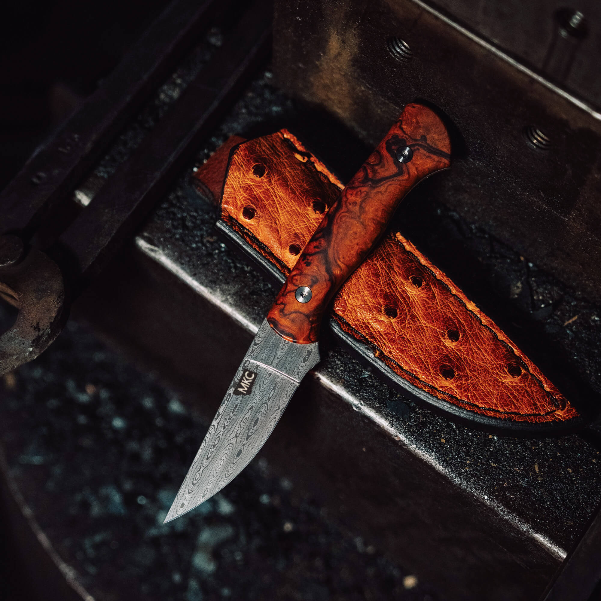 DAMASCUS BLACKFOOT