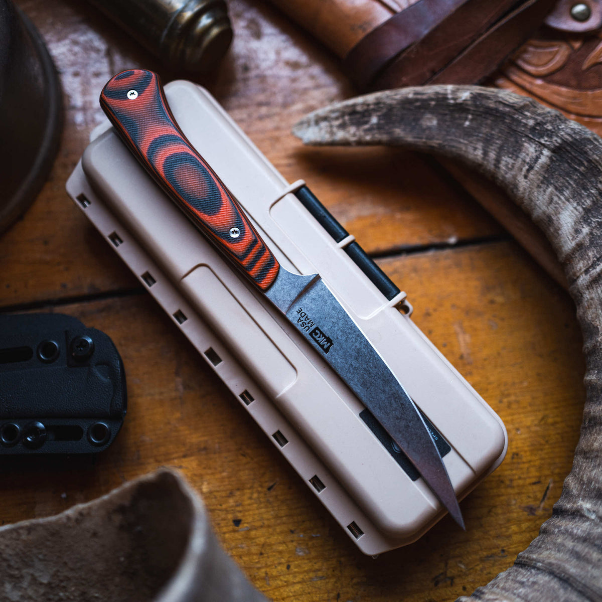 FIELD BONING KNIFE - ORANGE & BLACK