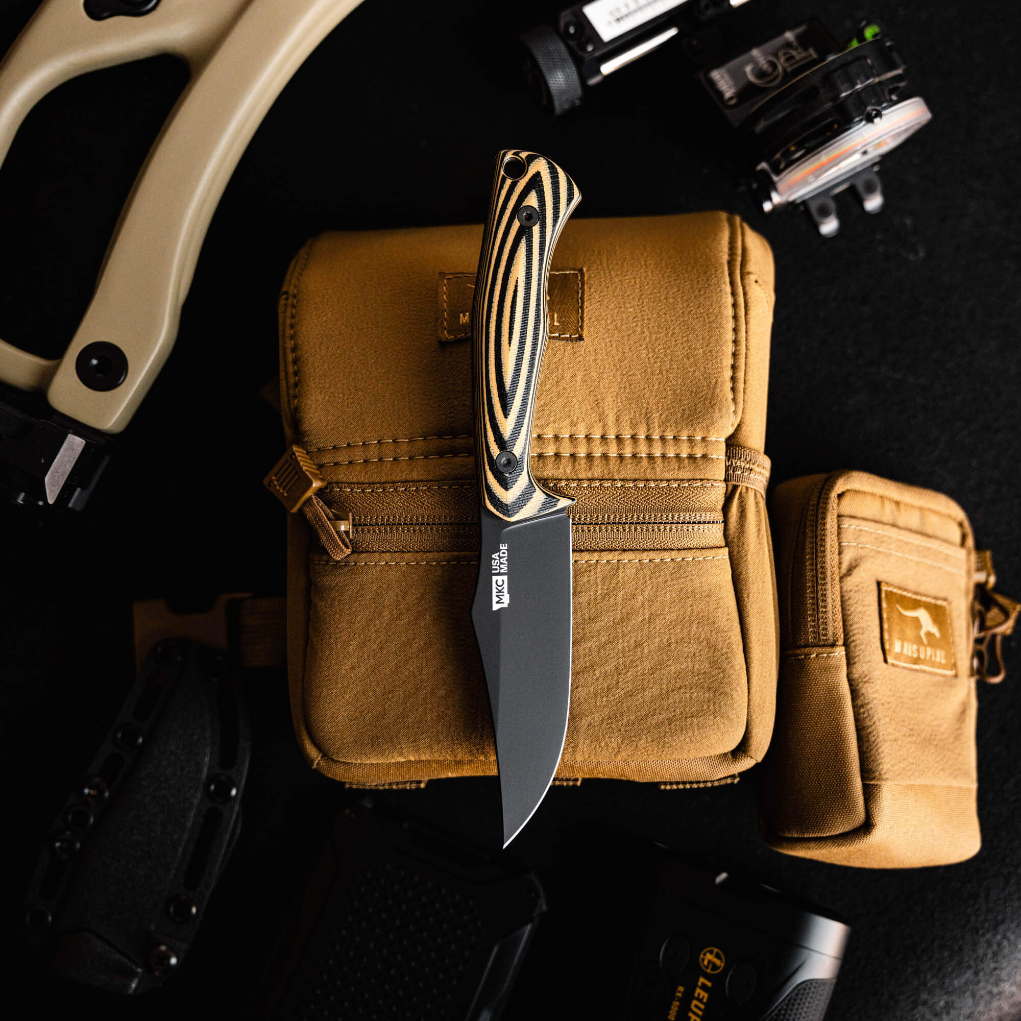 TRIUMPH PRO - TAN & BLACK