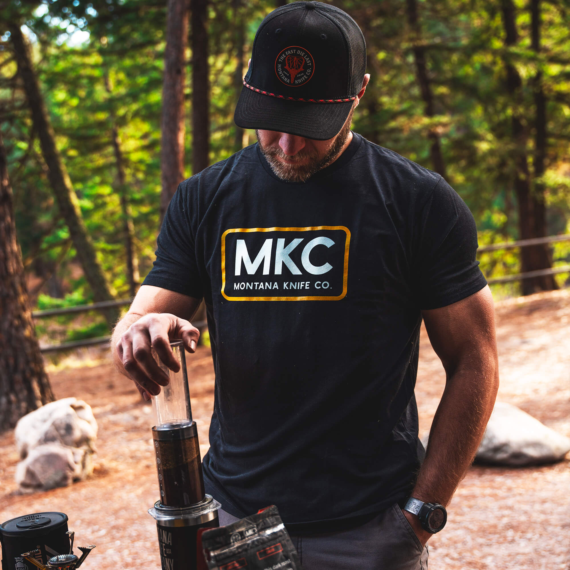 MKC LOGO TEE - BLACK