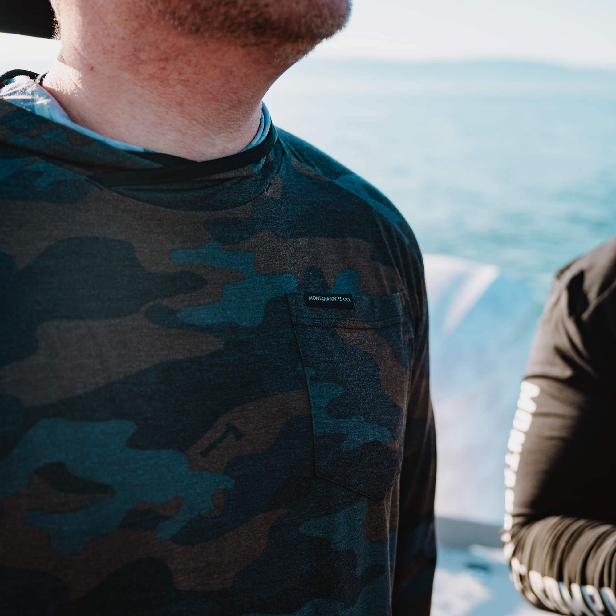 SUN RIVER BAMBOO HOODIE - DARK MKC CAMO