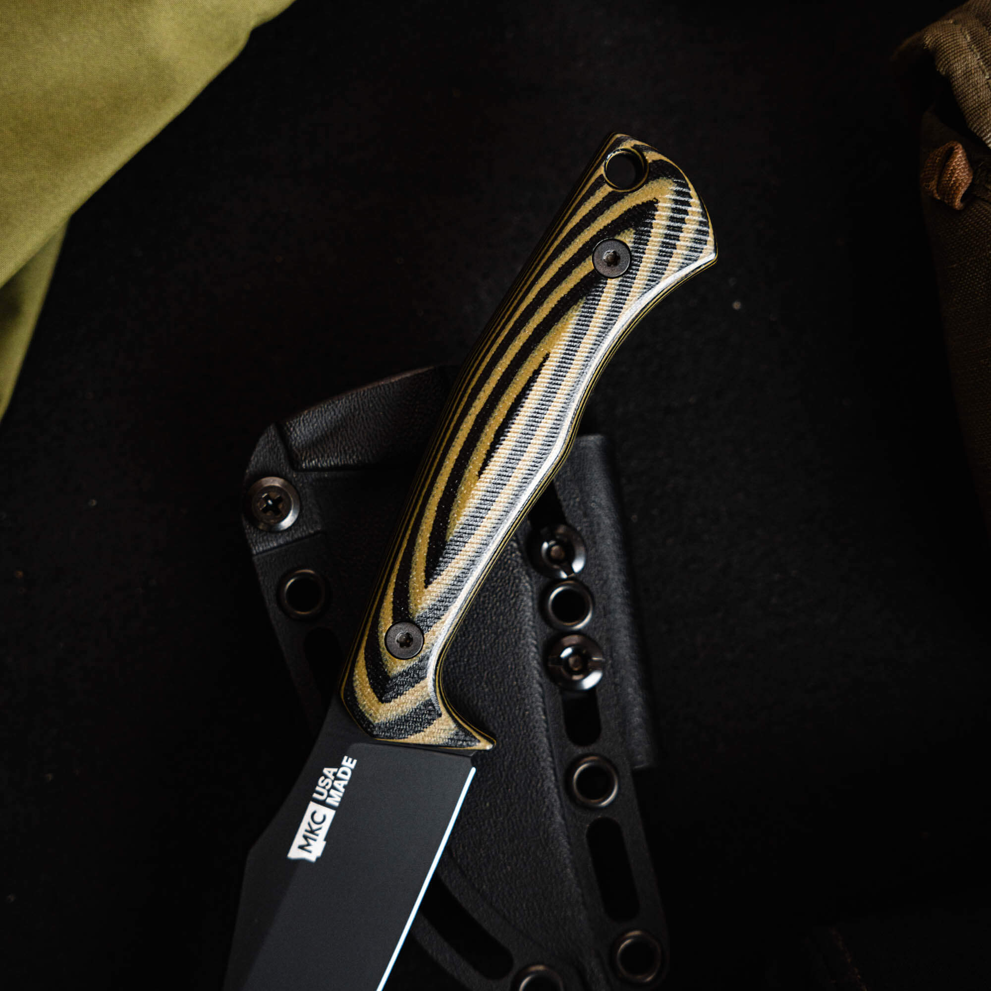 TRIUMPH PRO - GREEN & BLACK