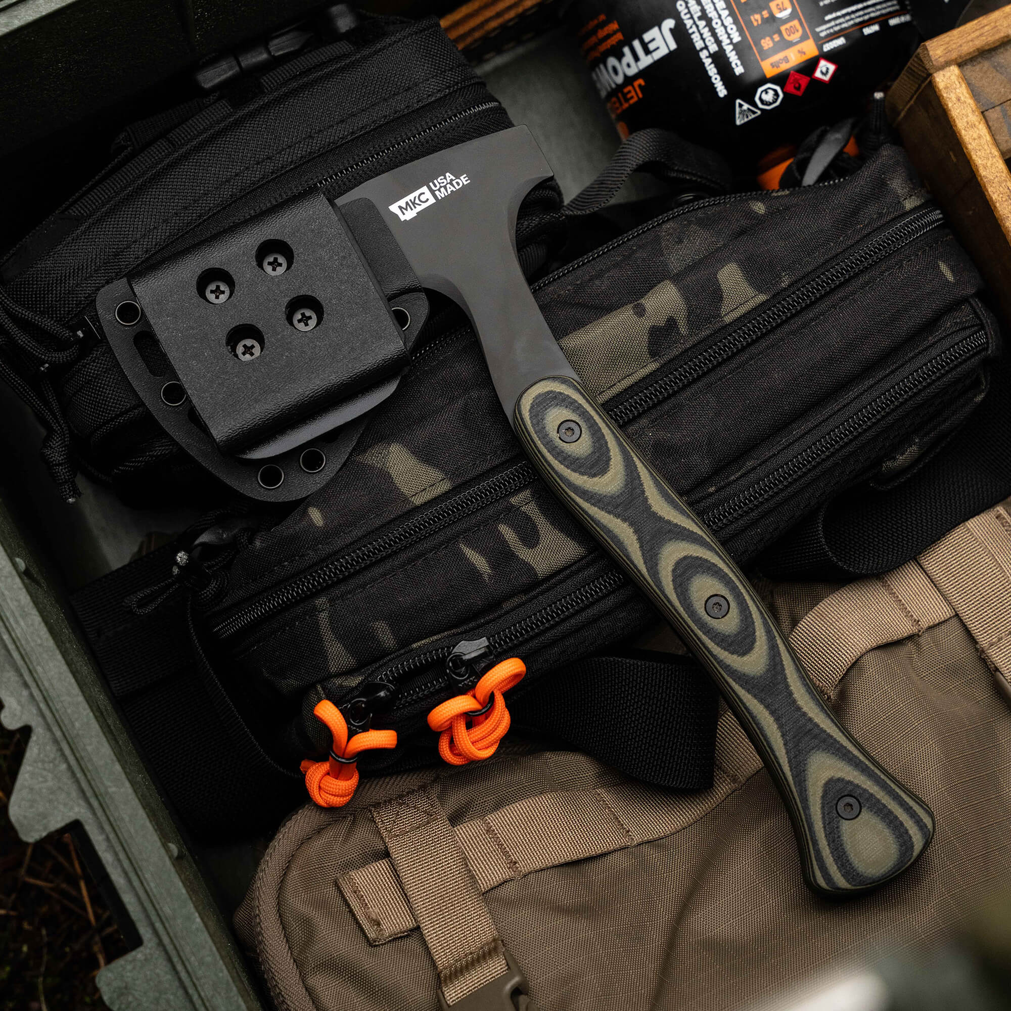 HELLGATE HATCHET - GREEN & BLACK