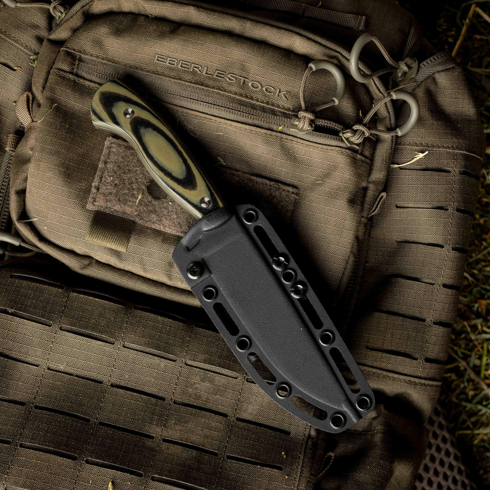 MAGNACUT SUPER CUB - DROP POINT HUNTER - GREEN & BLACK