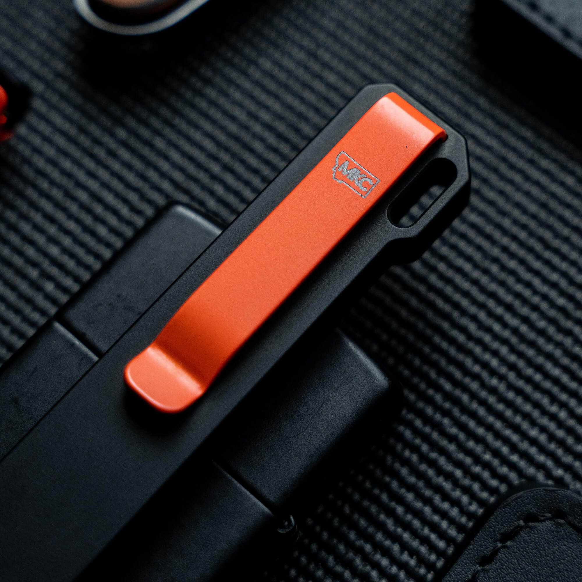 MKC X BIG IDEA DESIGN - Ti PRY BAR