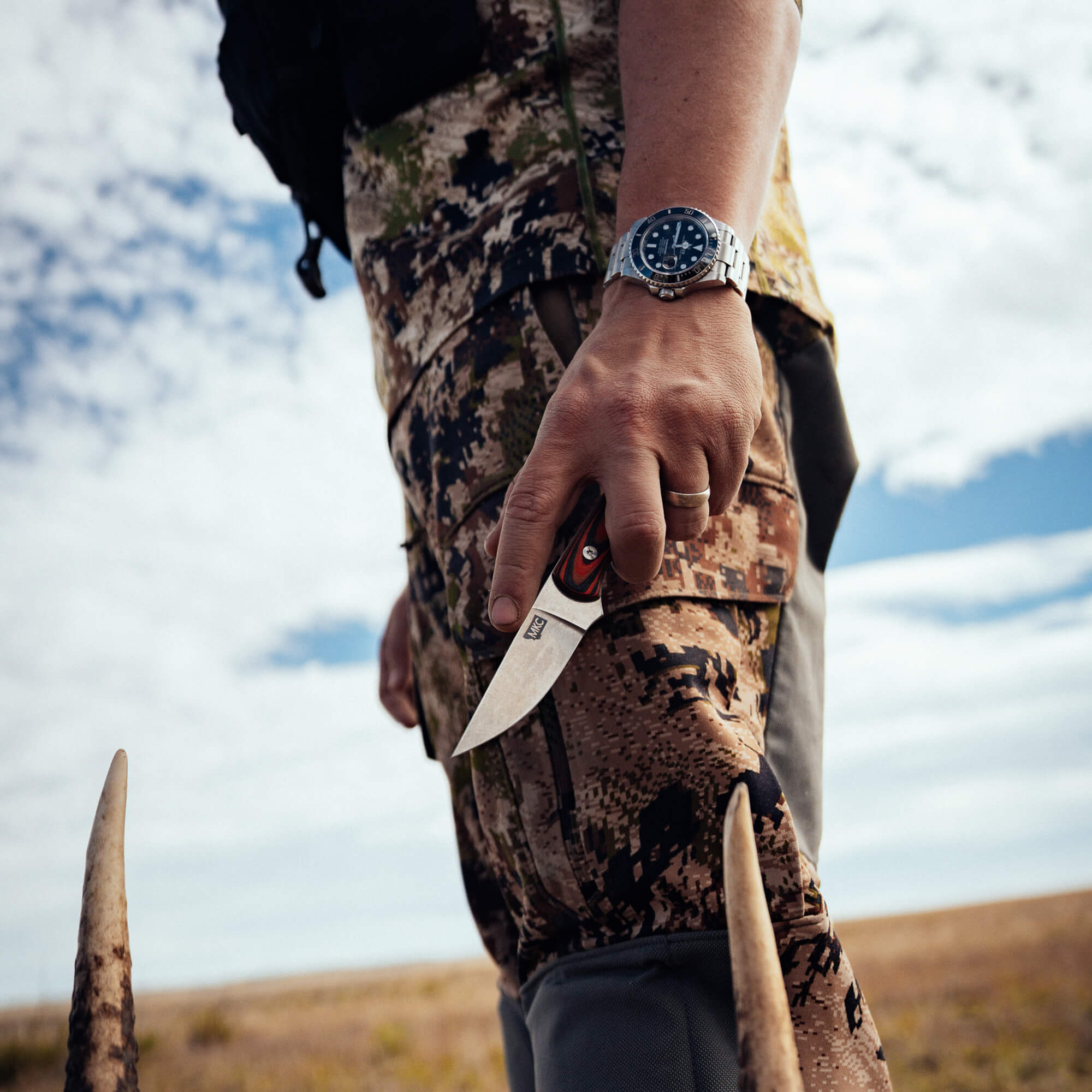 MAGNACUT BLACKFOOT 2.0 - ORANGE & BLACK