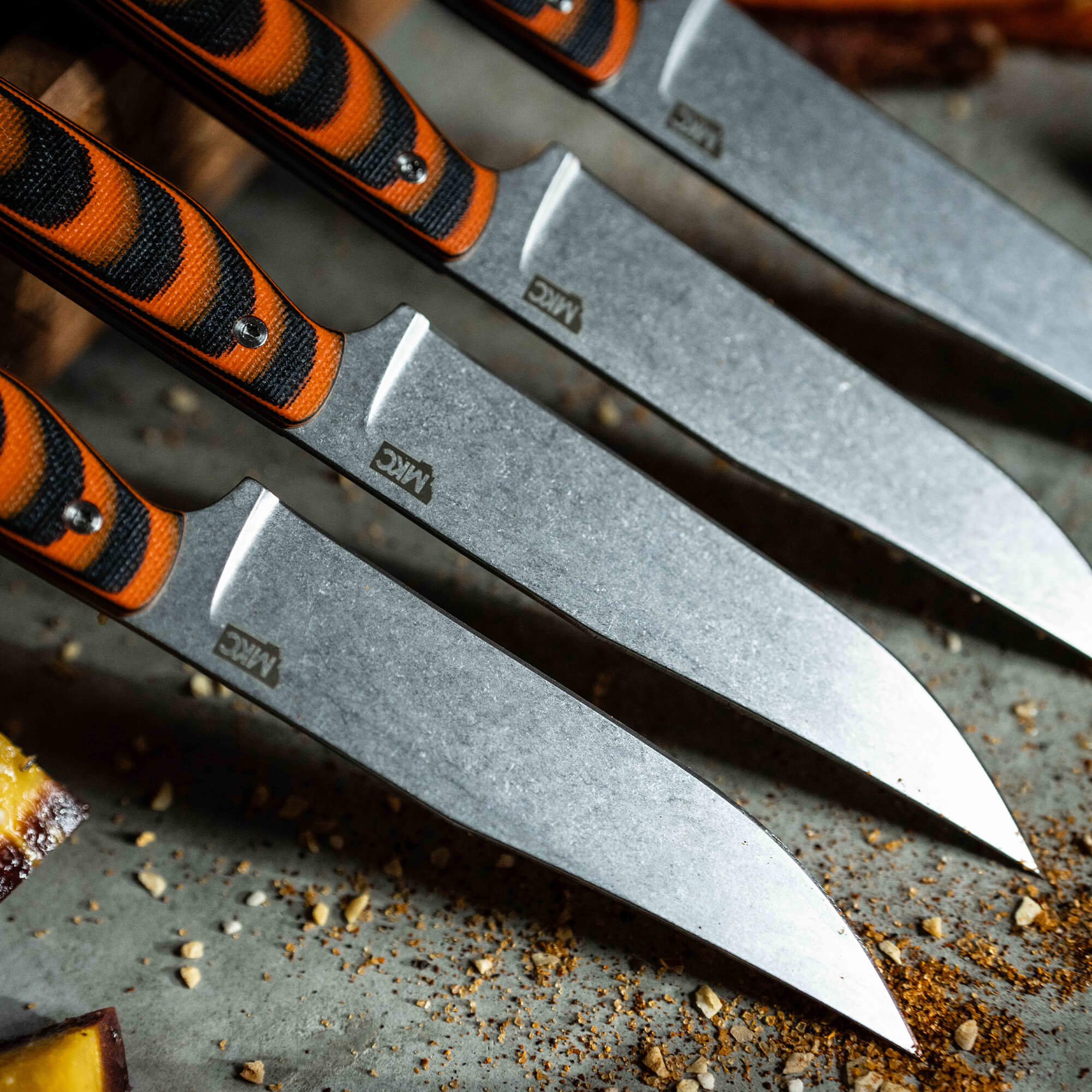 MKC STEAK KNIVES (SET OF 4) - ORANGE/BLACK