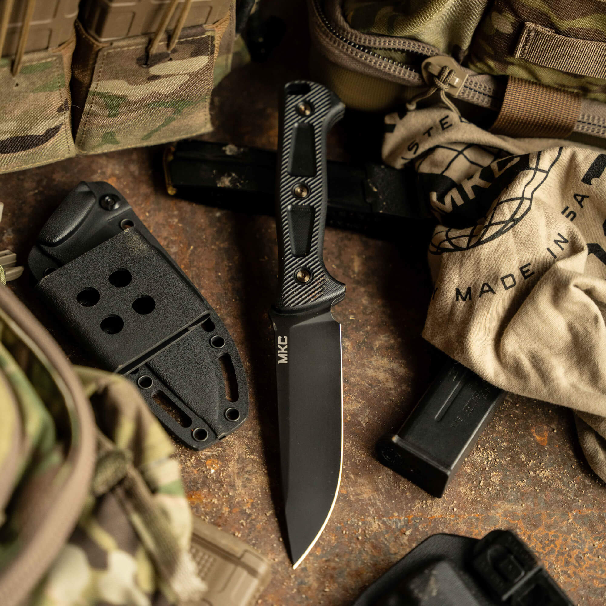 SERE25 - BLK/BLK