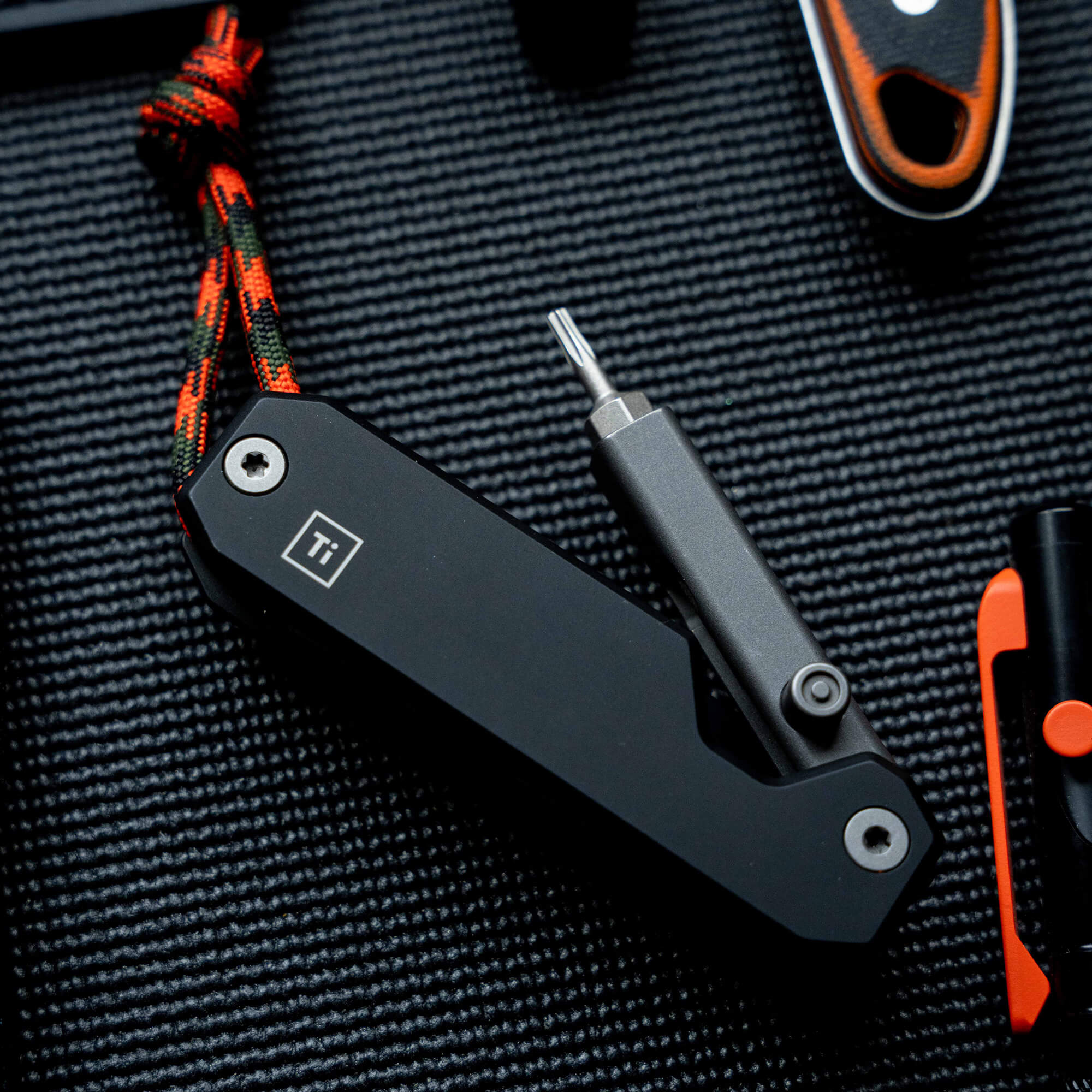 MKC X BIG IDEA DESIGN - Ti EDS II