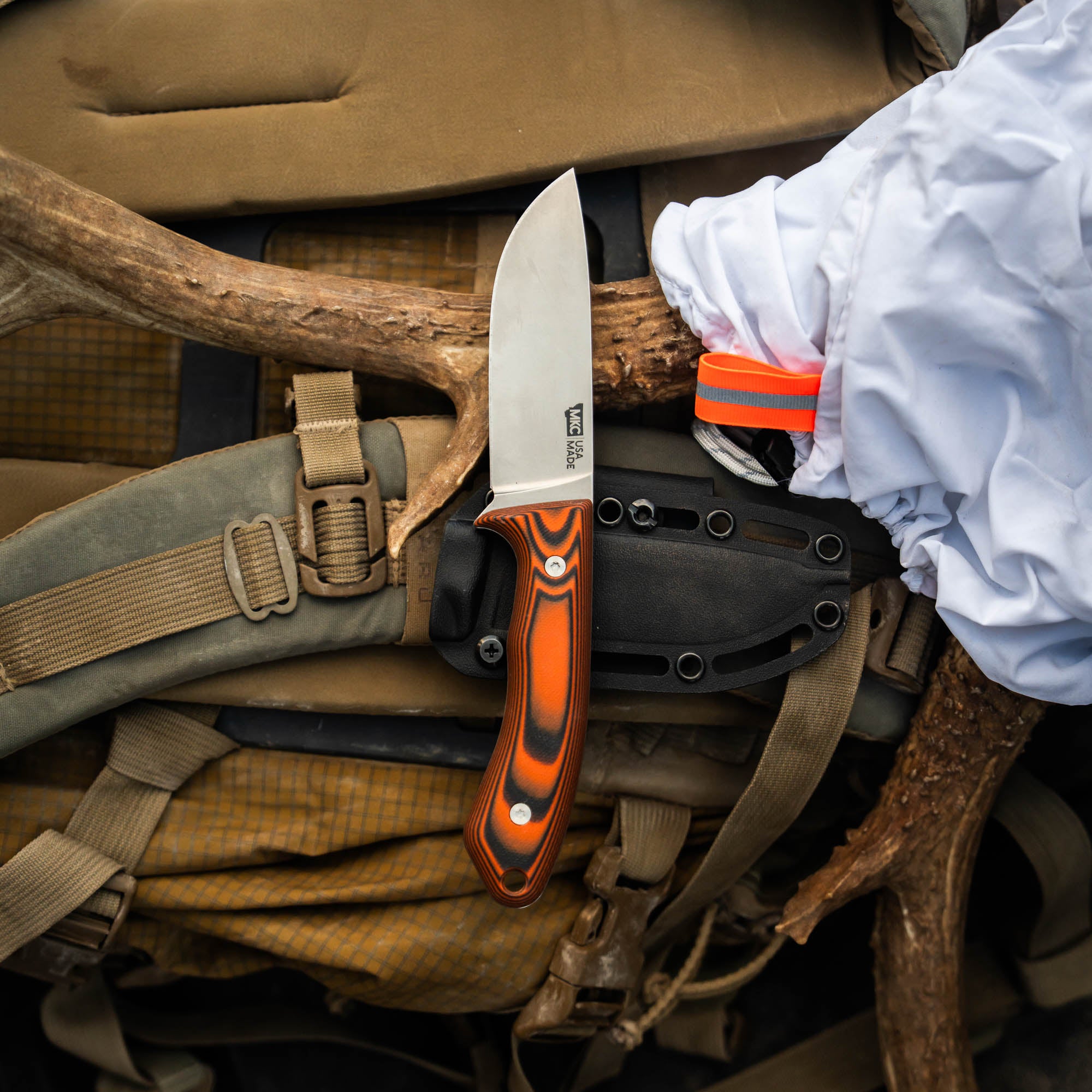 MKC MULE DEER KNIFE - ORANGE & BLACK
