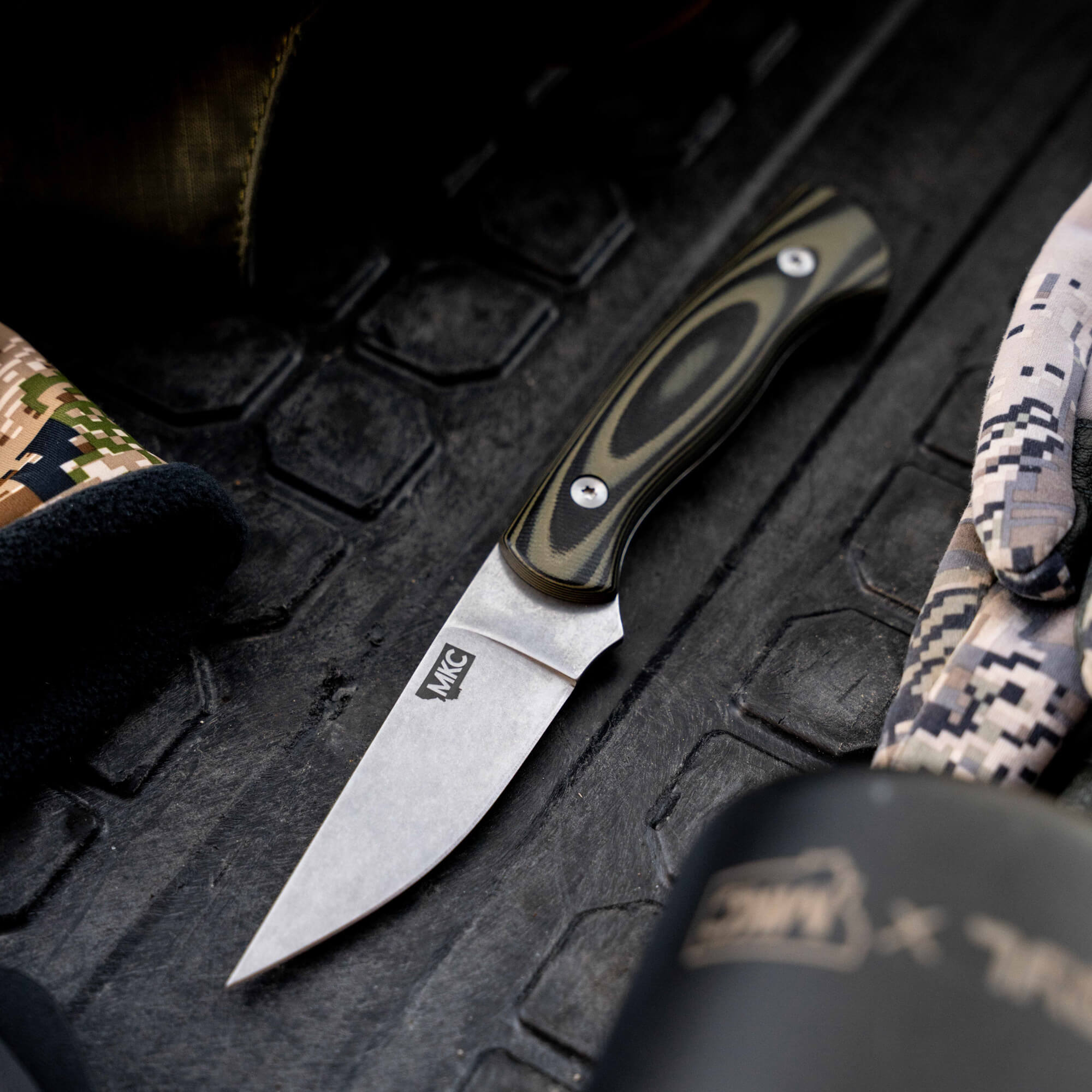 MAGNACUT BLACKFOOT 2.0 - GREEN & BLACK