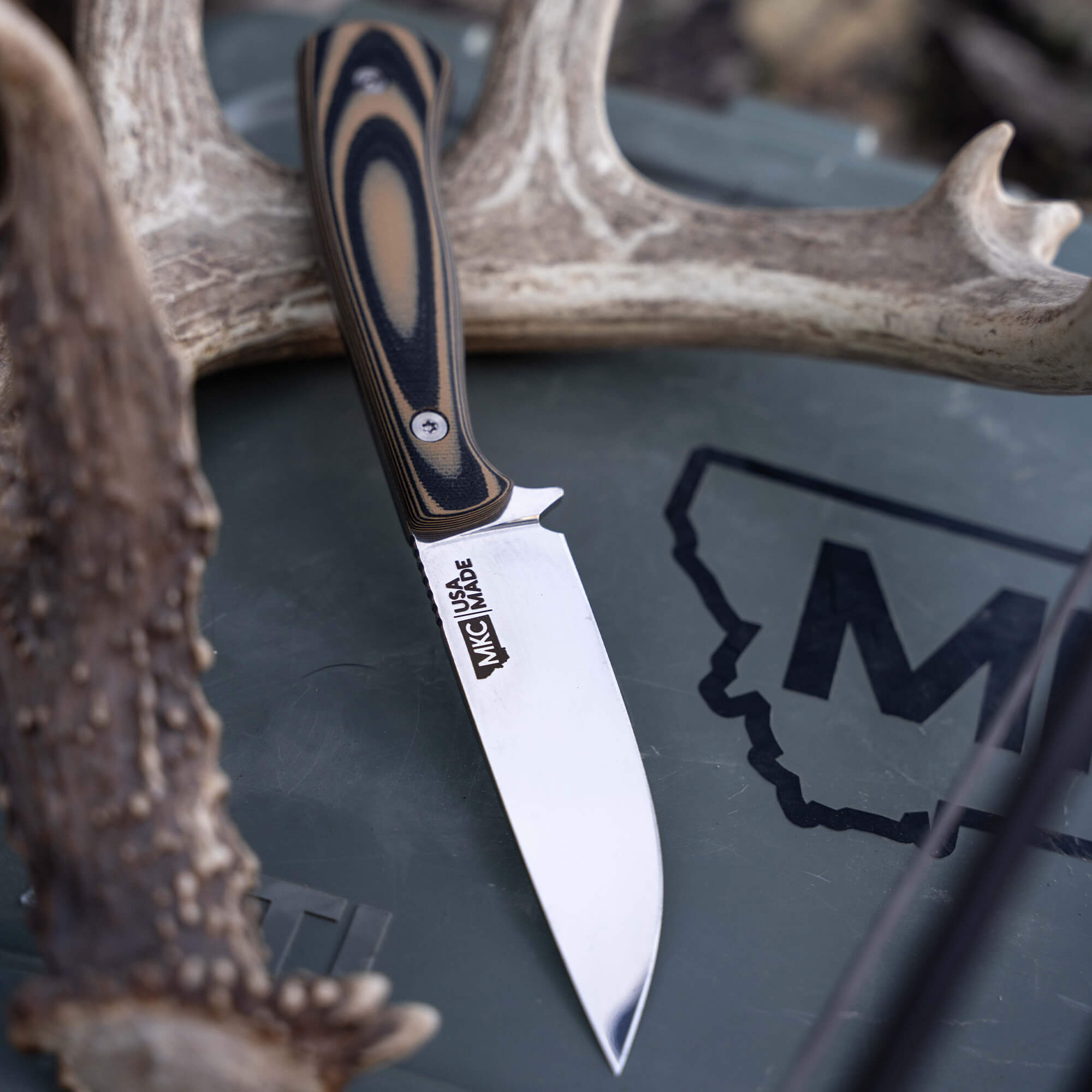 MKC WHITETAIL - TAN & BLACK