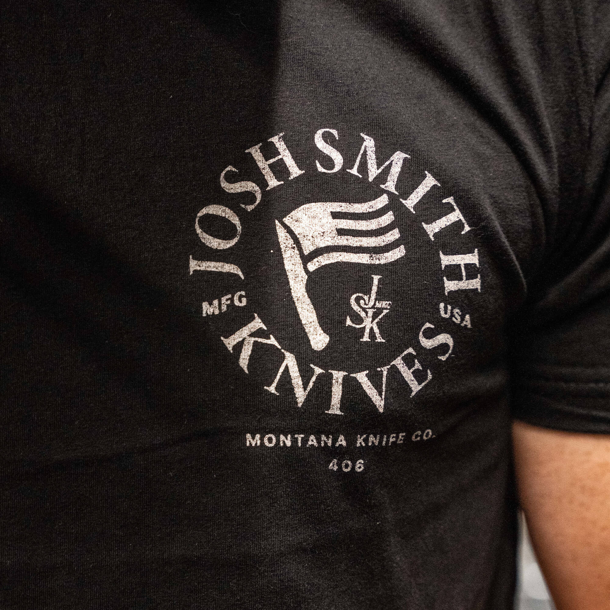 JOSH SMITH KNIVES TEE