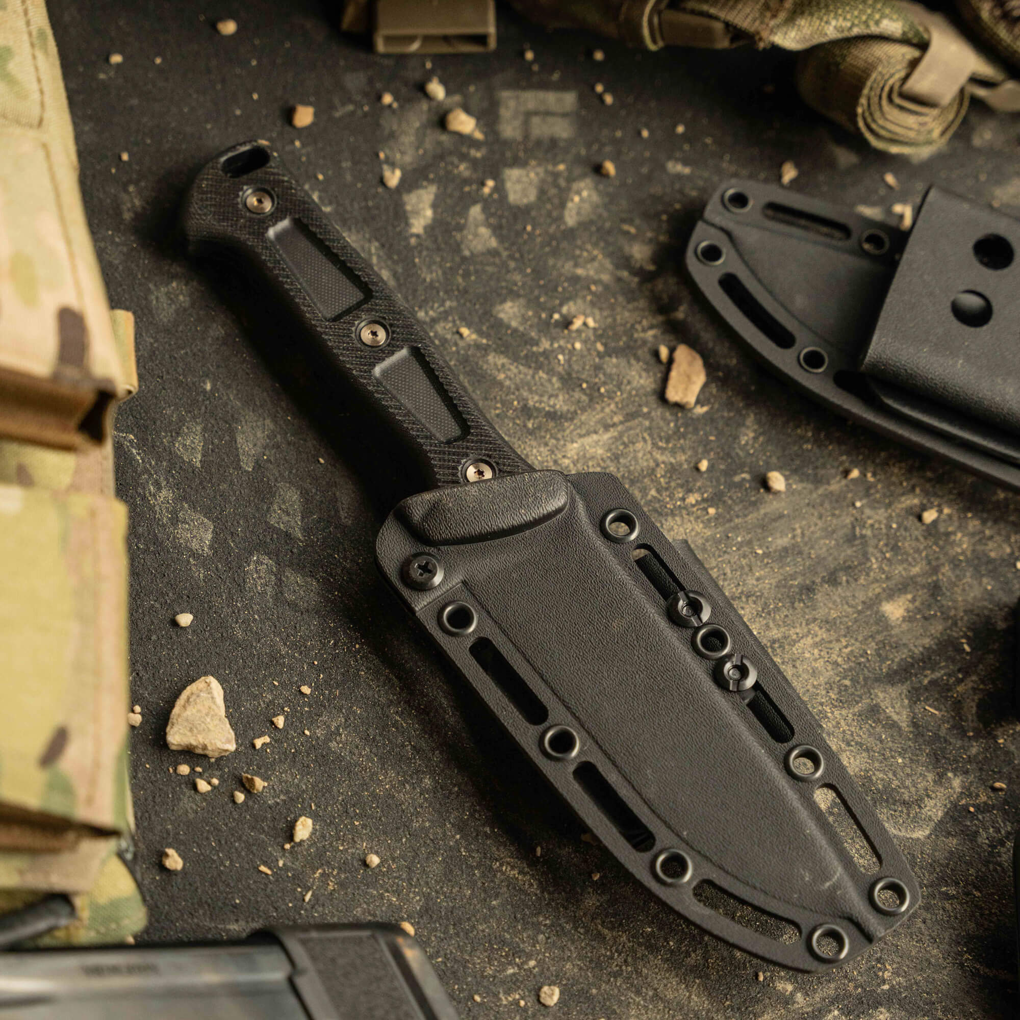 SERE25 - BLK/BLK
