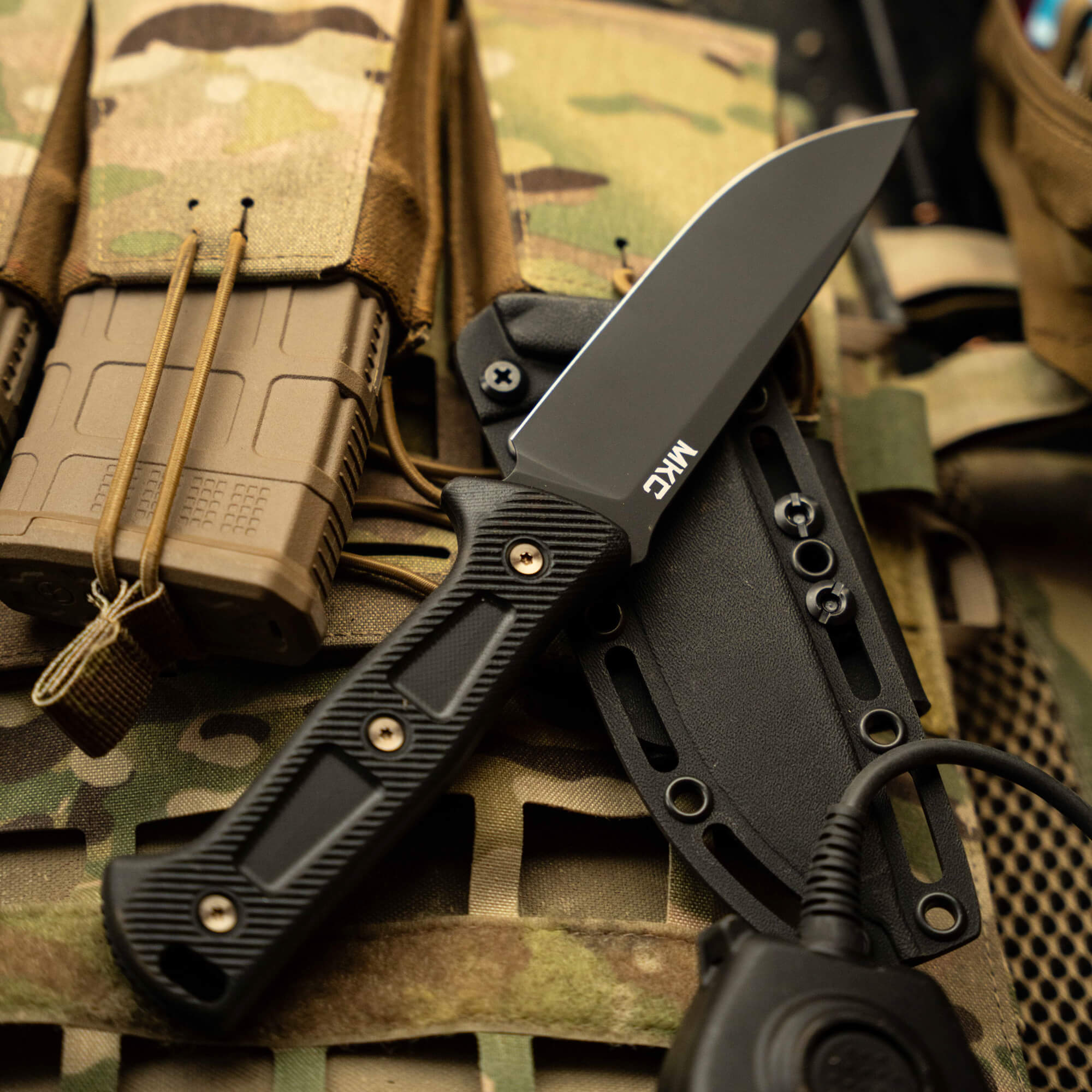 SERE25 - BLK/BLK