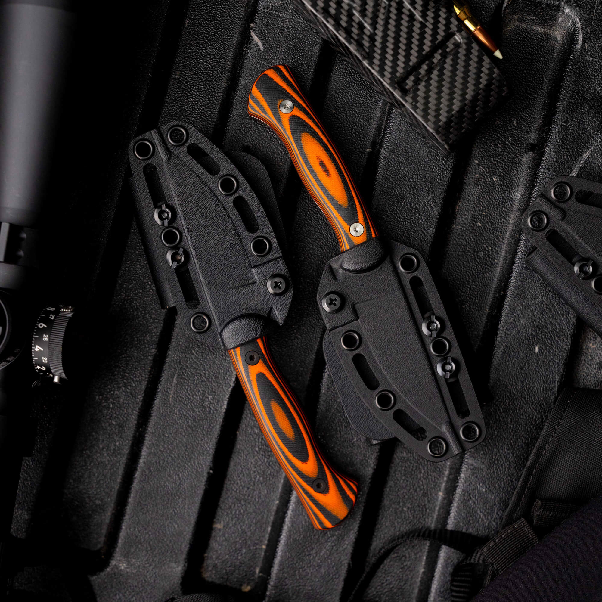 MAGNACUT BLACKFOOT 2.0 - ORANGE & BLACK